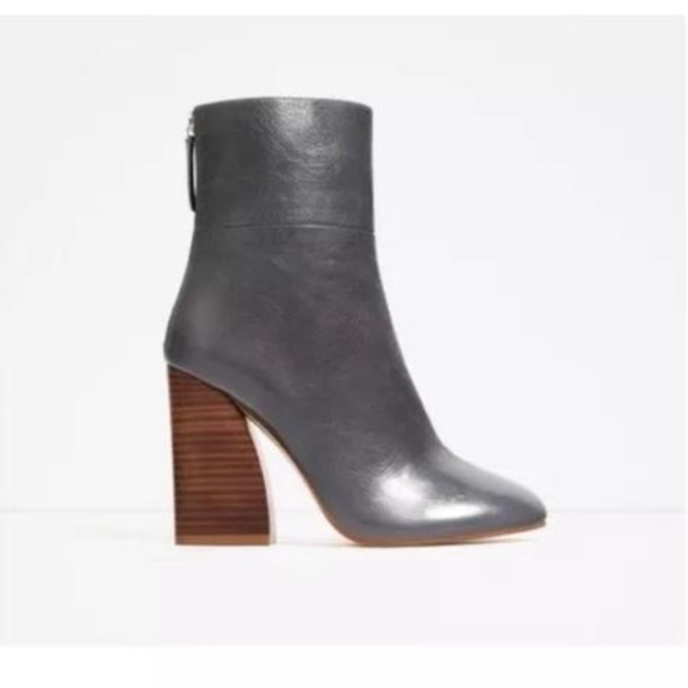 Never worn - Zara leather boots